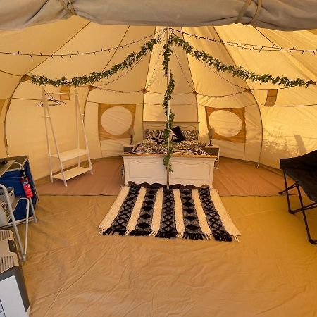 Impeccable 1-Bed Bell Tent Near Holyhead Villa Екстериор снимка